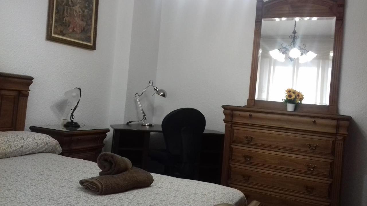 Apartamento El Misteri Elche Bagian luar foto