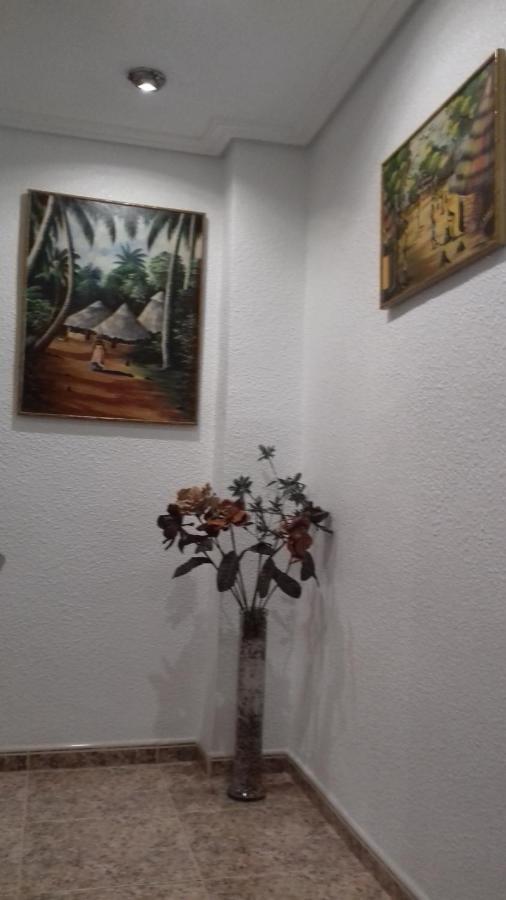 Apartamento El Misteri Elche Bagian luar foto